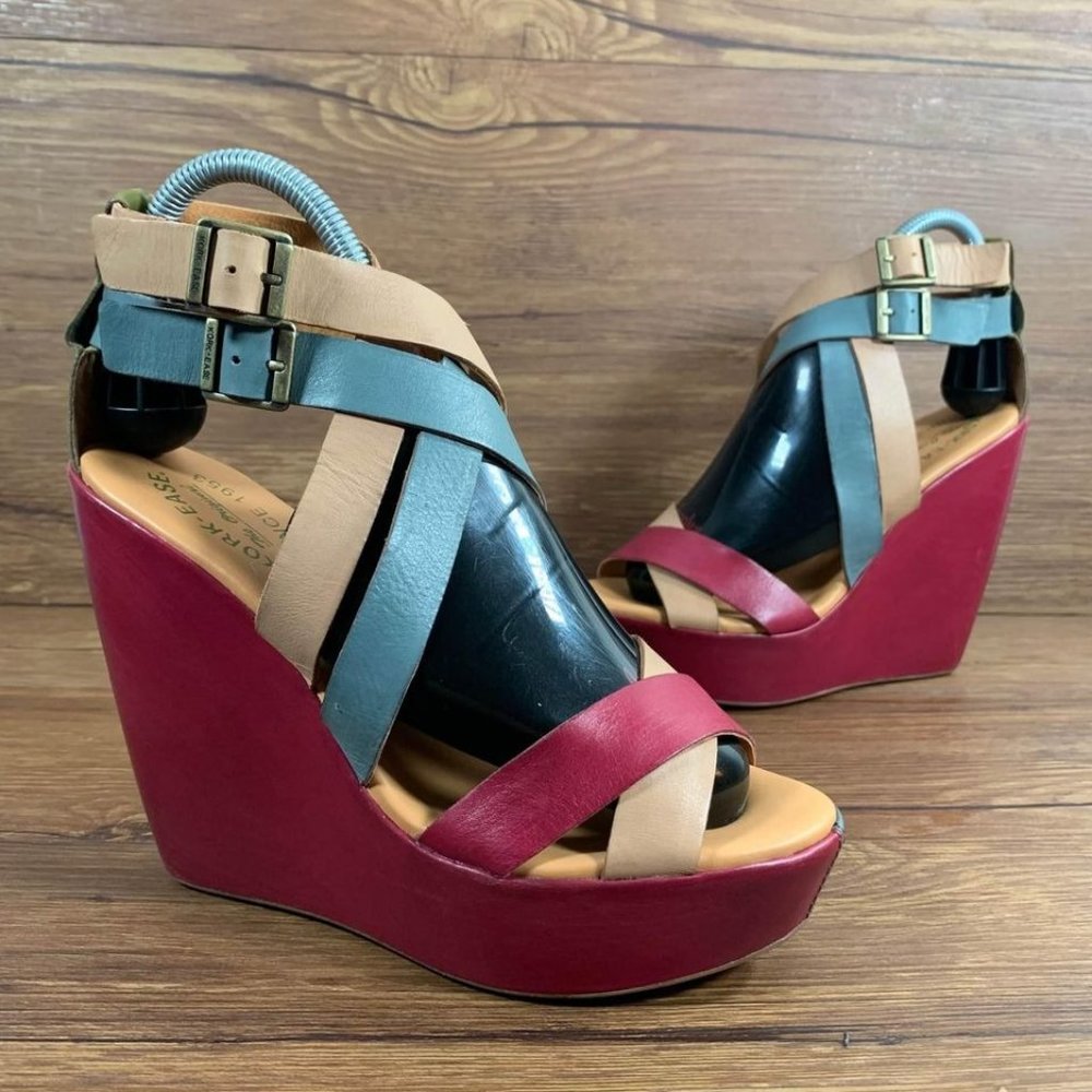 Kork-Ease Leather Wedge Sandals Women’s Size 8 (39) Red Blue
